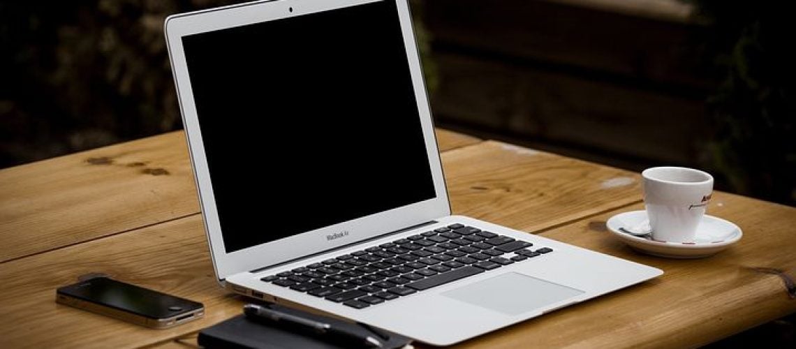 workstation-336369__480